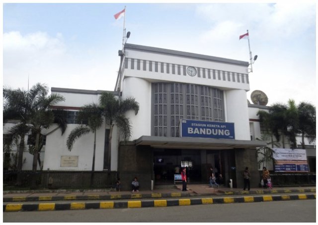 Akses ke Ranca Upas dari Stasiun Bandung